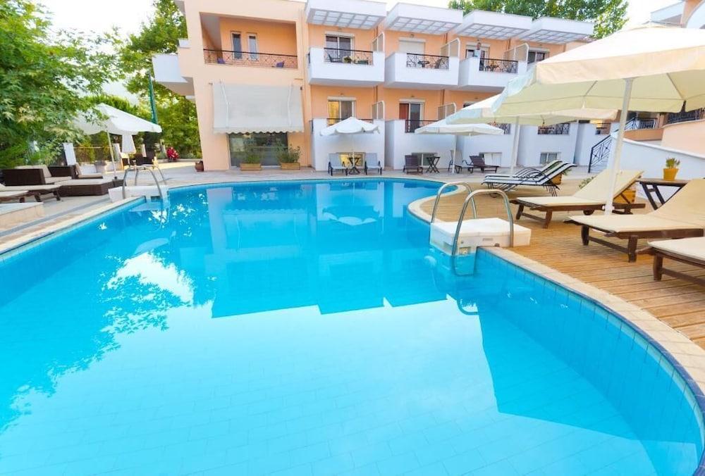 Filia Hotel And Apartments Limenas  Exterior photo